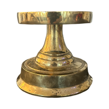 Load image into Gallery viewer, The Ave Pedestal