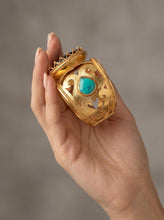 Load image into Gallery viewer, The Ave Gothic Goddess Cuff