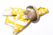 Load image into Gallery viewer, The Ave Conchita Napkin Ring - Set of 4